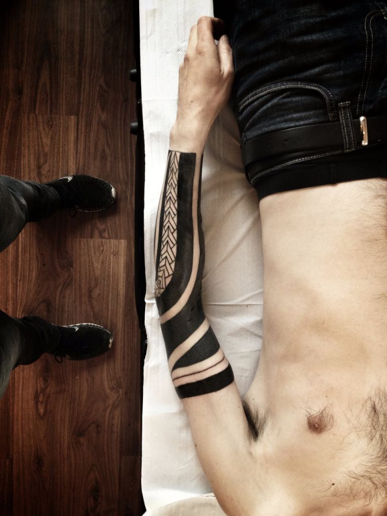 Hanumantra Blackwork Tattoo un1ty birmingham shrewsbury3